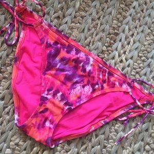 VS tie dye swim bottoms